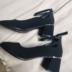 NWT Women's Andiamo Black Ankle Strap Heels
